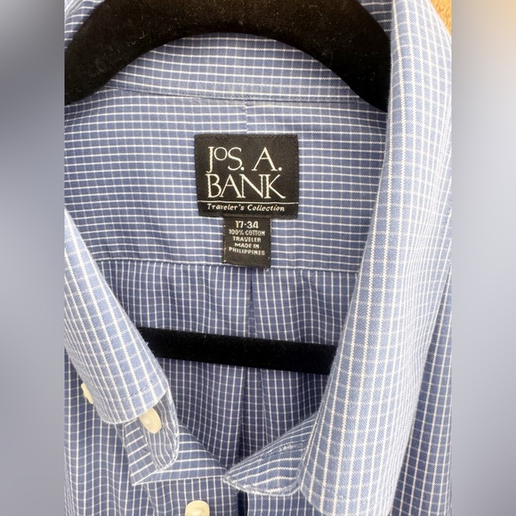 Jos. A. Banks Men’s Travelers Collection Button Dress Shirt Blue Gingham 17/34 - Picture 2 of 3